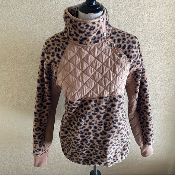 Abercrombie & Fitch Leopard Quilted Fleece Pullover Sweater Sweatshirt Brown: Sm - Picture 2 of 10